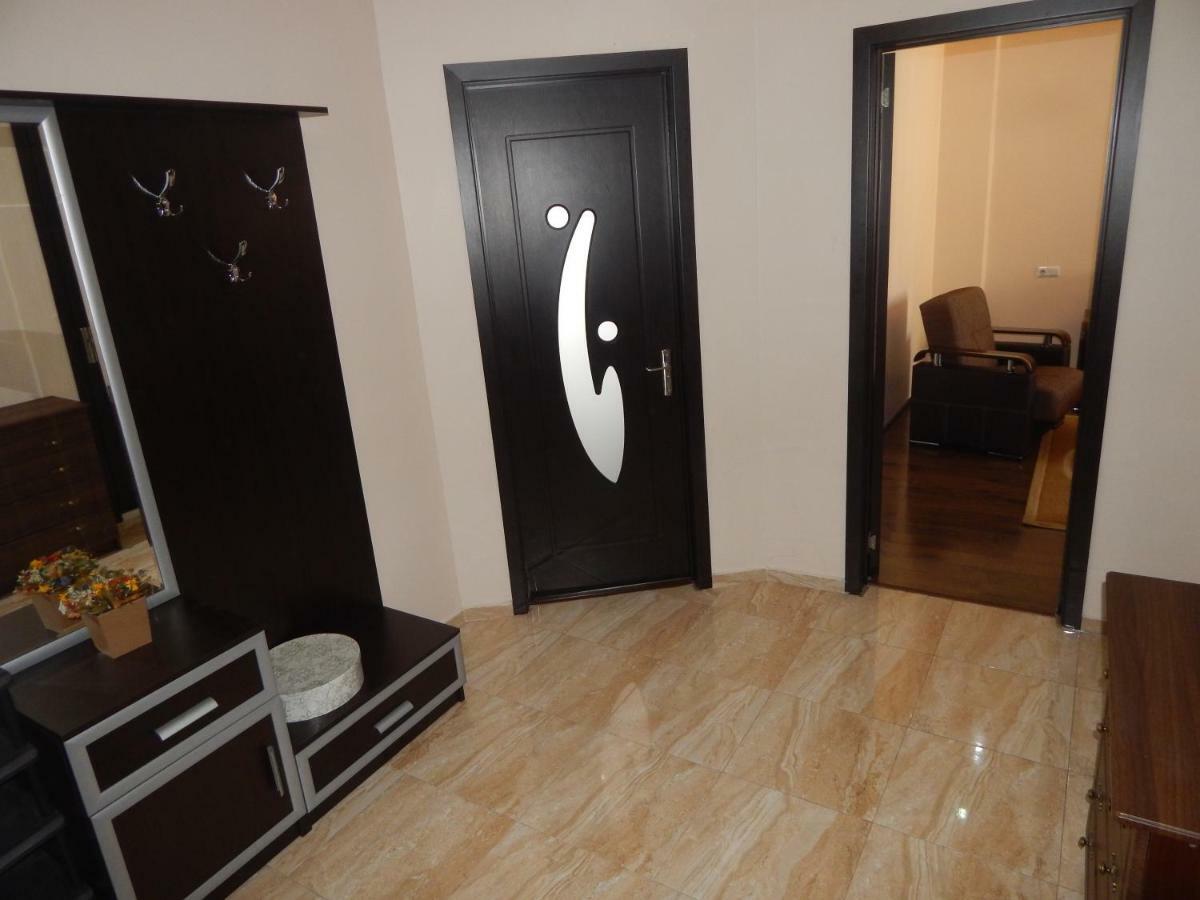 Apartment First Line From Sea Batumi Eksteriør billede
