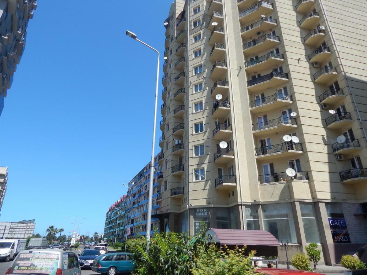 Apartment First Line From Sea Batumi Eksteriør billede